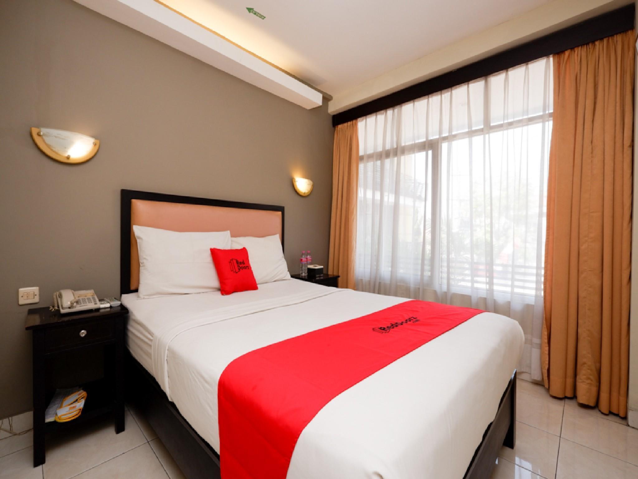 Reddoorz Plus @ Singosari Raya Semarang Exterior photo