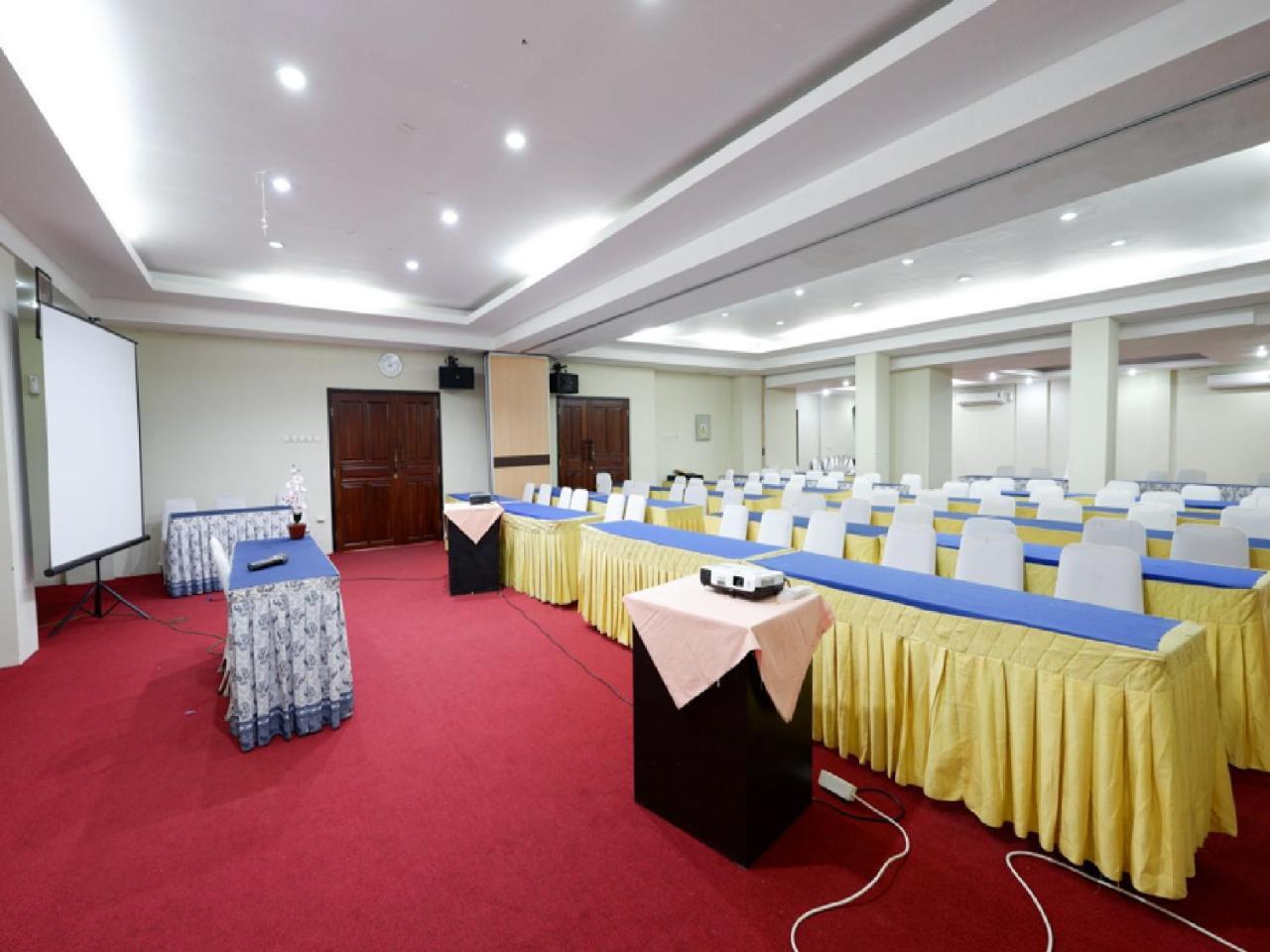 Reddoorz Plus @ Singosari Raya Semarang Exterior photo